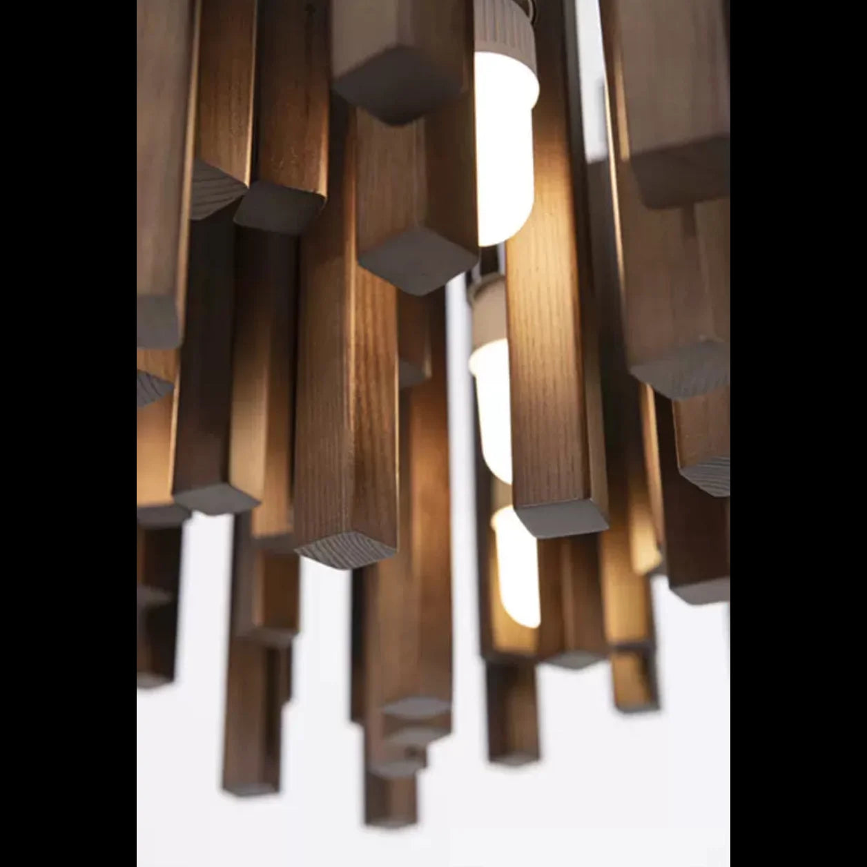 Modern Light Luxury Wooden Beam Pendant Light